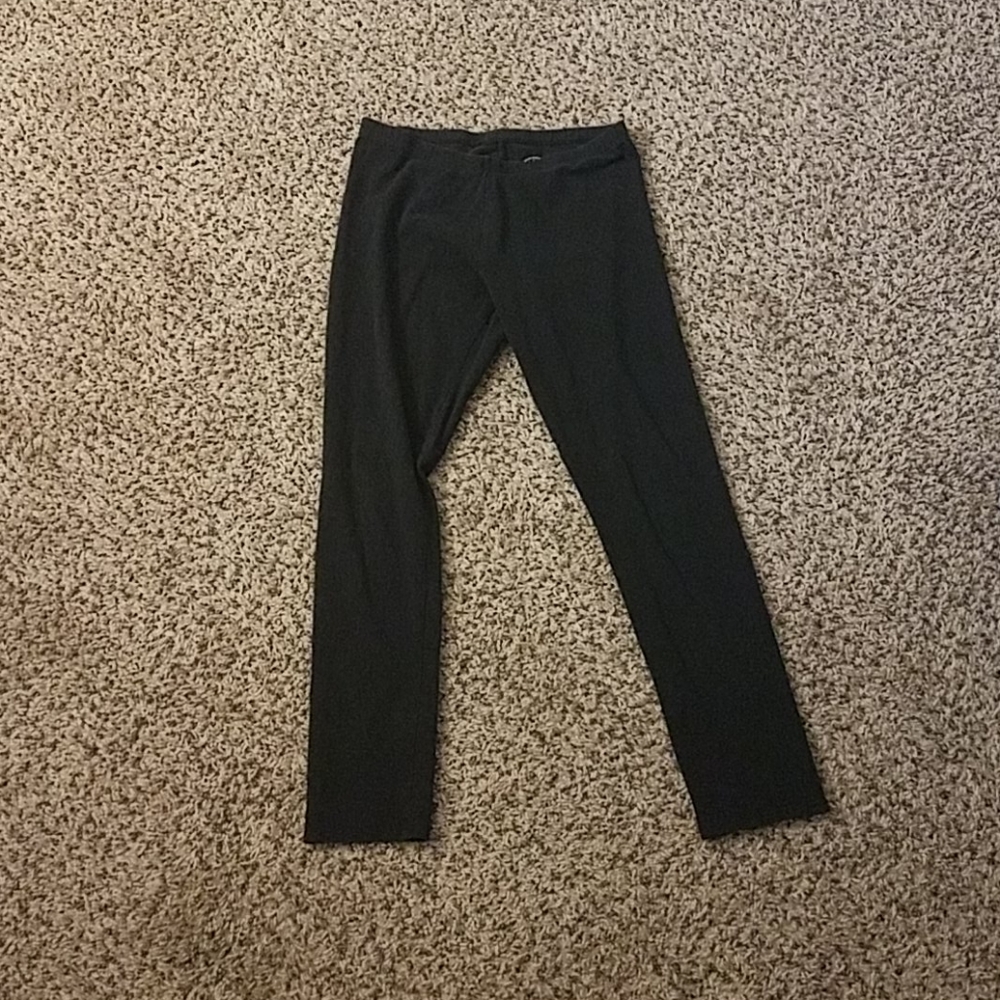 Black leggings